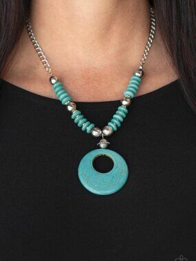 Paparazzi Jewelry Accessories - Oasis Goddess - Blue Necklace - Vintage
